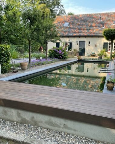 Prachtige zwemvijver